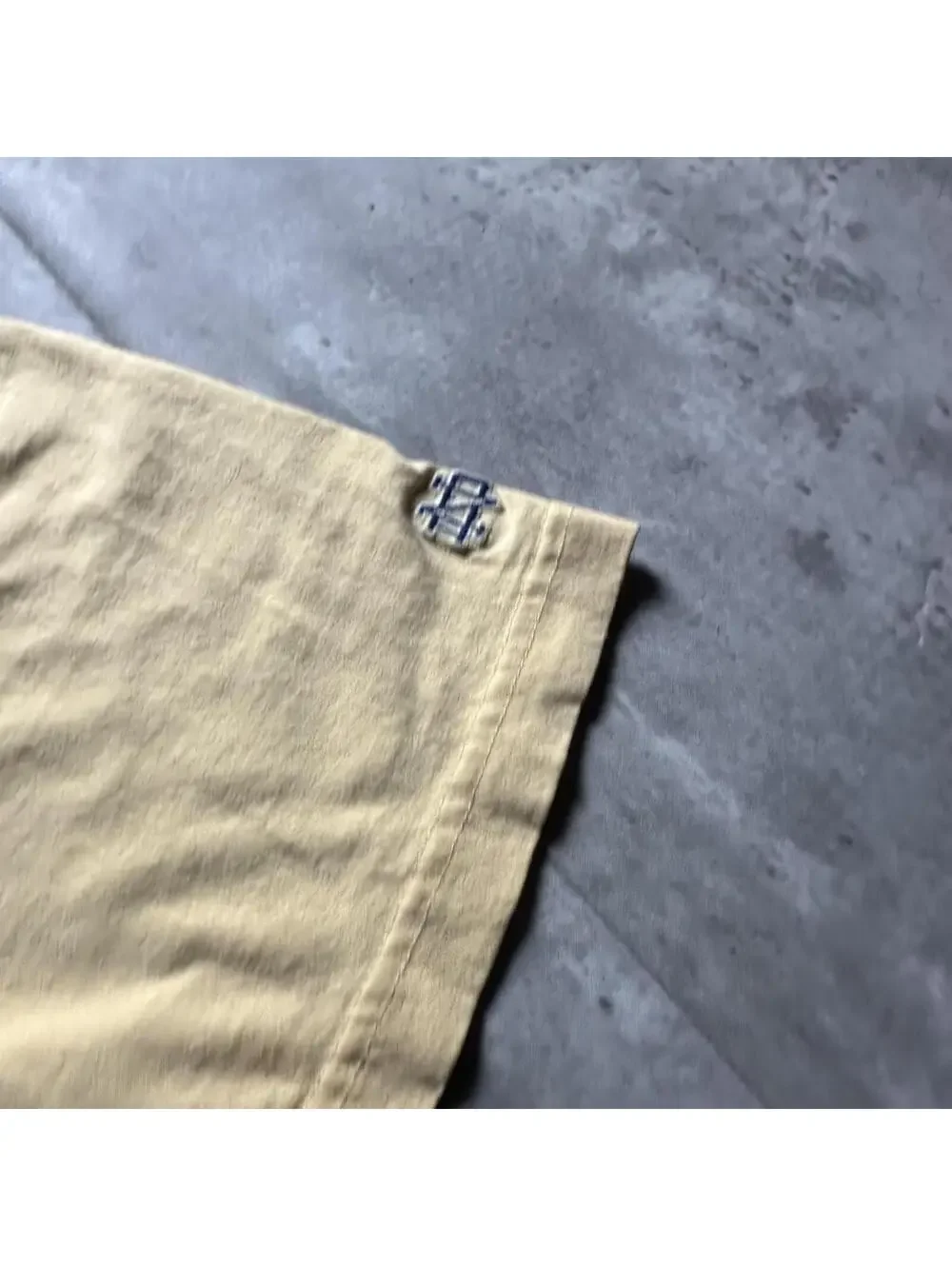 Vintage Notre Dame Champion T-Shirt Yellow Size Large - Picture 3 of 8